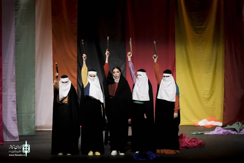 نگاهی به نمایش «مجلس بلبشو جور کردن»

تصنیف‌خوانی مجالس زنانه در قالب نمایش ایرانی