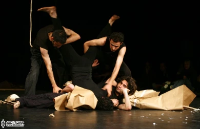 سیدروماک(جشنواره تئاتر دانشگاهی) 6