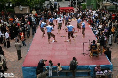 محوطه خانه هنرمندان در جشن های خانه تئاتر