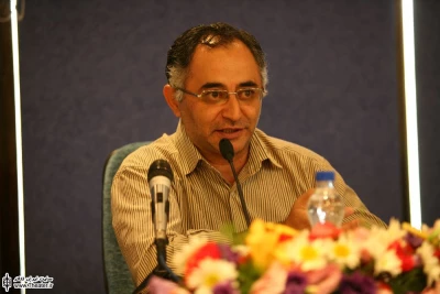 نشست رسانه ای چهاردهمین جشنواره بین المللی نمایش های آیینی - سنتی