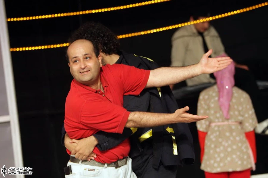 پرواز از فراز تیر چراغ برق 11