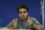 گفت‌وگو با ایوب آقاخانی نویسنده و کارگردان نمایش”مرثیه‌ای برای یک سبک وزن”