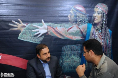 رئیس مرکز هنرهای نمایشی در شانزدهمین نمایشگاه بین المللی مطبوعات و خبرگزاری ها