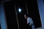 تکه تاریکی از ماه 1