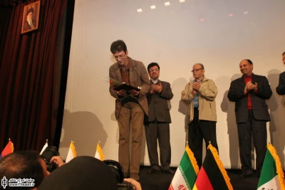 تجلیل از پیشکسوتان تئاتری در دهمین دوسالانه جهانی پوستر تهران