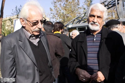 مراسم تشییع پیکر جمشید لایق از مقابل تالار وحدت