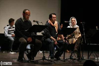 نشست نمایشنامه خوانی