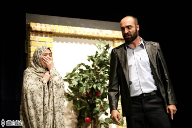 زیر درخت سیب 3