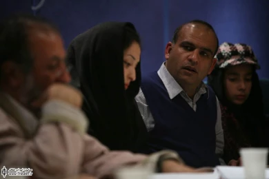 نمایشنامه خوانی 2