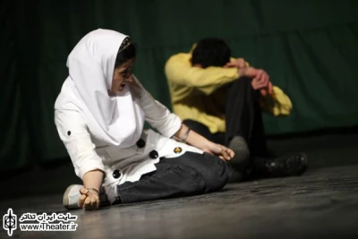 یادداشت‌ ”هادی سروری” کارگردان نمایش ”سرزمین سفید”