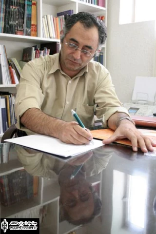 سیاست انتشارات نمایش در سال جاری جلب مشارکت ناشران خصوصی است
