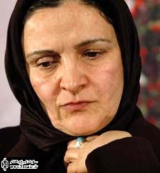 ”گلاب آدینه” مهمان ویژه ”خدا در آلتونا حرف می‌زند”