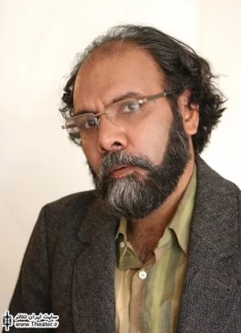امیر دژاکام ”مرگ تصادفی یک آنارشیست” را به مرکز پیشنهاد داد