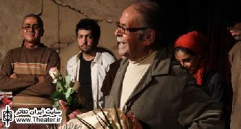 نمایش ”مردمی که گریه نمی‌کنند” به کار خود پایان داد