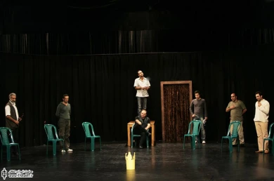 تمرین نمایش &quotحضرت والا&quot 5