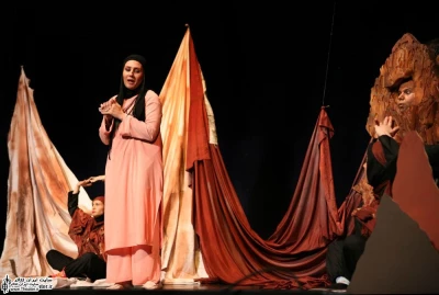 اجرای ویژه نمایش ”مادر جان سلام” برای خبرنگاران و هنرمندان