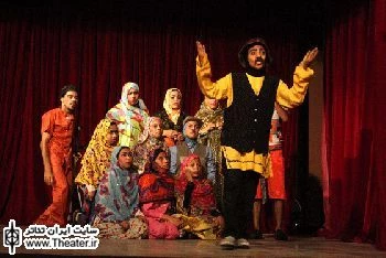 اجرای دو نمایش در نخستین روز جشنواره تئاتر هرمزگان