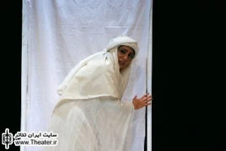 نگاهی به نمایش ”گفت‌وگو با باد” نوشته ”اصغر خلیلی” و کارگردانی ”شیوا مکی‌نیان”
