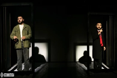 زندگی میان آتش 2