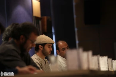 یک صخره ، یک درخت ،‌ پرنده 3