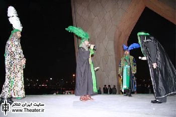 اولین شب اجرای تعزیه‌ در محوطه برج آزادی برگزار شد