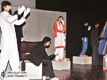Youth Drama Festival: Opening day brings lauther and disdain