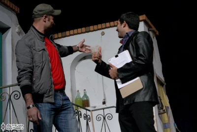 رهگذر کوچه های تنگ