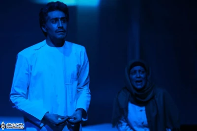 مه آلود مثل یک شب ، مثل روز