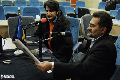 بازدید سیدمحمد حسینی از تئاتر شهر 9