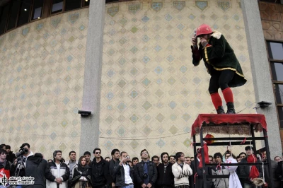 سلول من تروریست نیست