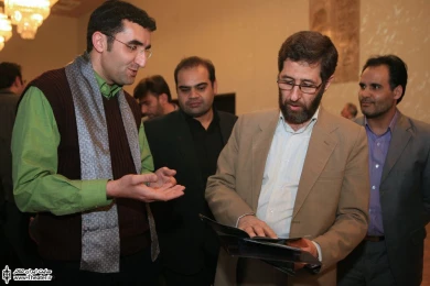 بازدید حمید شاه آبادی از بازار تئاتر ایران 10