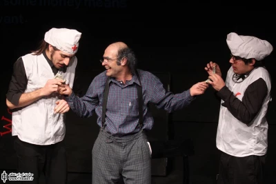 بر ولادیمیر و استراگون ...