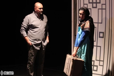 گرهی در تار و پود یک نقش