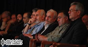 ذوالفقاری معلمی بود که دلش برای شاگردانش می‌تپید