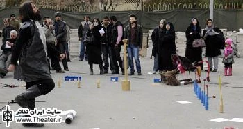 اجرای نمایش خیابانی ”دوربین انقلاب” از جمعه در محوطه مجموعه تئاترشهر