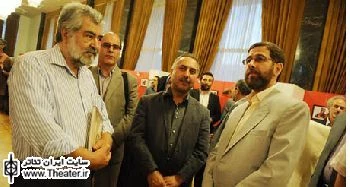 گزارشی از نمایشگاه اسناد، البسه، وسائل و عروسک‌های نمایش‌های آیینی سنتی