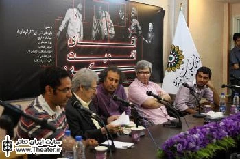 گزارشی از نشست نقد و بررسی نمایش ”آقای اشمیت کیه؟” در فرهنگسرای رسانه

«داوود رشیدی به هر کس به اندازه نقشی که داشت کمک می‌کرد و مهم‌ترین ویژگی رشیدی ریسک و جسارتش در انتخاب متن است.»