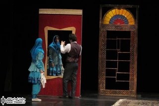 تقدیم نمایش ”خرده خانم” به خواهر ”گلاب آدینه”