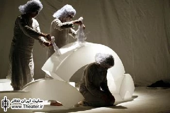 نمایش ”سربه دار هستی” برای دانشجویان نیم بها شد