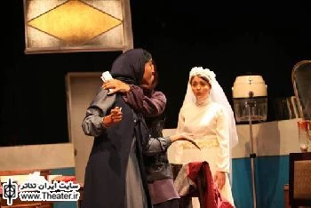 فروش بلیت نیم بهای ”ورود آقایان ممنوع” برای دانشجویان دانشکده هنر و معماری دانشگاه آزاد اسلامی