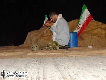 اجرای نمایش ”خاک سبز” در محمود آباد