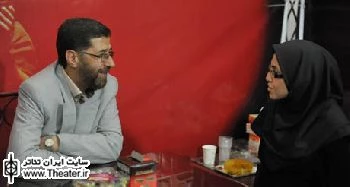تعامل تئاتر با رسانه ها به عنوان یک مسیر دو سویه عاری از انحراف است