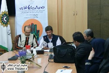 در نمایش های عاشورایی بیشتر به حزن انگیز بودن واقعه توجه کرده‌ایم تا اشتیاقی که در آن موج می‌زند