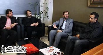 تکلیف ماست که از هنرمندان حمایت کنیم