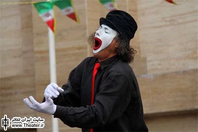 نمایش خیابانی ”من، تو، ما، شما، ایشان” از کشور ترکیه اجرا شد
