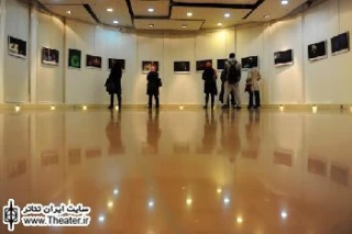 افتتاح نمایشگاه مسابقه پوستر سی‌امین جشنواره تئاتر فجر در خانه هنرمندان