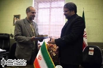 رادیو نمایش از ”رحمت امینی” تجلیل کرد