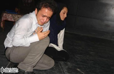 اجرای نمایش ”یک شیشه گلاب از بهشت” در جشنواره سراسری فرهنگی هنری سپاه