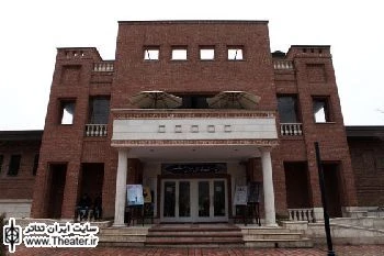 معرفی پرکارترین هنرمندان تئاتر در تماشاخانه ایرانشهر