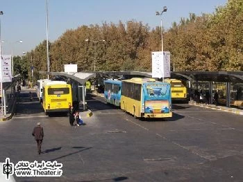 پایانه آزادی و میدان پونک میزبان تماشاخانه سیار است